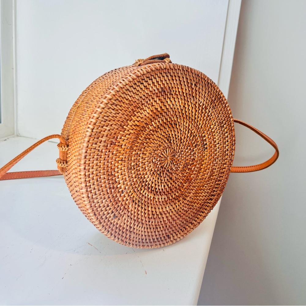 Round Rattan Bag